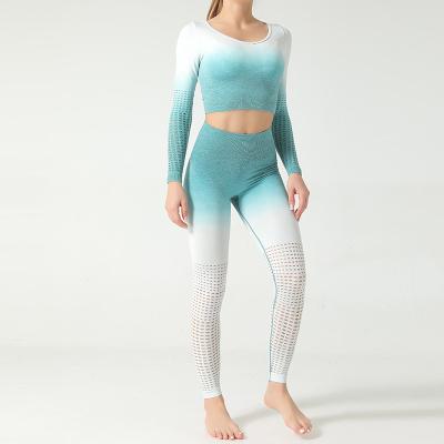 China High Quality Breathable Hanging Seamless Knitted Dye Hip Fitness Long Sleeve Yoga Wear Set for sale