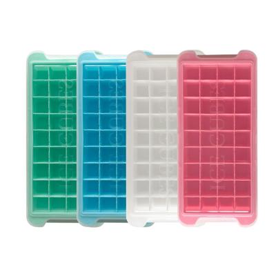 China Sustainable Easy Release Silicone Molds Ice Cube Trays With Spill Lid Heavy Duty Removable Ice Cube Trays for sale