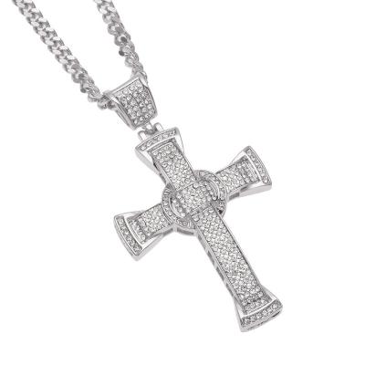 China Religious Gold Plated Rhinestone Decorative Rhinestone Hip Hop Alloy Hip Hop Hitter Cross Pendant Necklace for sale