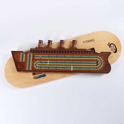 China Custom wooden travel cribbage board game set with acrylic pegs and a standard deck of playing cards for sale