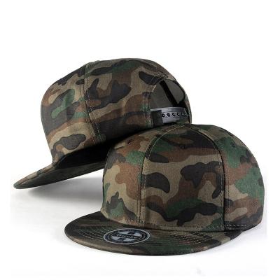 China COMMON Wholesale Camouflage Flat Brim Braseball Hat Camouflage Fitted Strapback Trucker Cap Hats For Men for sale