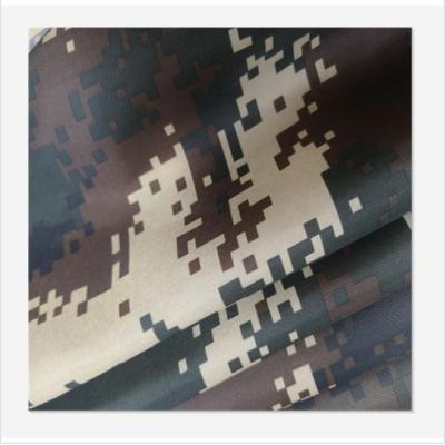 China Camouflage Cloth Fabric Plain Polyester Microfiber Outdoor Fishing Printed 100% Fabric Breathable for sale