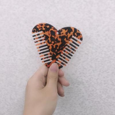 China Comfortable Heart Shape Cute Hair Combs Massage Scalp Brush Environmental Protection Anti-Static Combs for sale