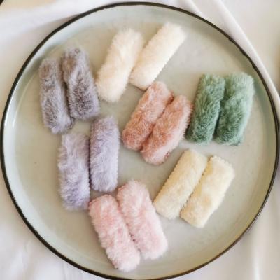 China New Fashion Korea Winter Plush Hairpins Solid Color Faux Fur Hot Hair Clips for sale