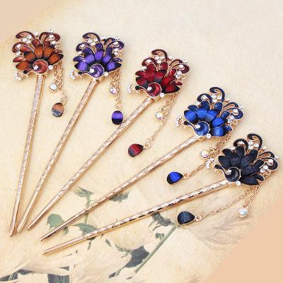 China Elegant Rhinestones Hair Accessories For Women Girls Chinese Style Hair Pin Flower Tassel Metal Hair Stick for sale