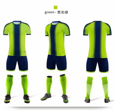 China Custom Sublimated Uniform Training Sets Mens Football Soccer Jersey Plain Soccer Jersey Football Uniform for sale