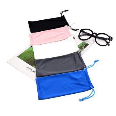 China Wholesale Optical Lens Cleaning Customized Multi Color 180,190,200,230gsm Microfiber Glasses Cleaning Cloth Bag Sunglasses Pouch Estuche Para Gafas for sale