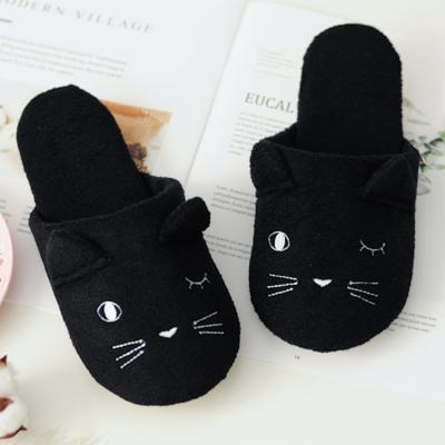 China Faux FurCute Cat Warm House Mule Fashion Trend Women Kids Family Embroidery Slippers for sale