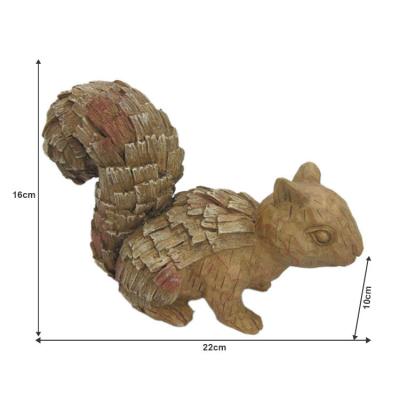 China JiXin OEM ODM World Outdoor Art Animal Standing Squirrel Sculptures Other Garden Statues Ornaments For Yard Lawn Resin Crafts Ptiao for sale