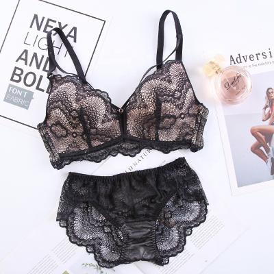 China QUICK DRY Women's Sexy Lace Bra Sets Bralette Seamless Radio Embroidery Breathable Underwear Set for sale