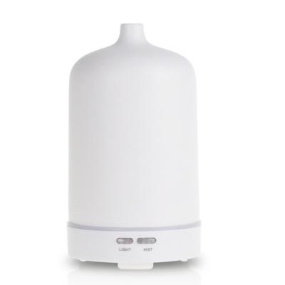 Chine Humidificateur de pièce de diffuseur en céramique d'arome d'ODM OBM 100ml grand à vendre