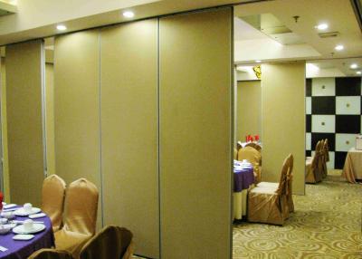 China Soundproof  Temporary Room Partitions Decorative Without The Floor Track for sale