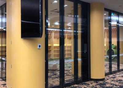 China Soundproof Movable Glass Wall With Top&bottom Retractable Seal For Library and Office for sale