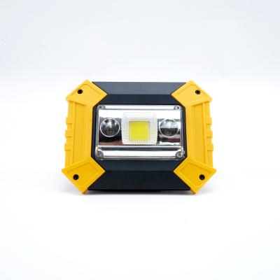 China High Quality LED100%-COB100%-LED COB100%-LED COB 400lm Rechargeable Folding ABS Led Car Repair Work Light With Bracket for sale