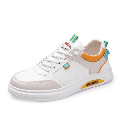 China New Fashion Trend Style Skate Breathable White Walking Sneaker Sports Men's Casual Shoes for sale