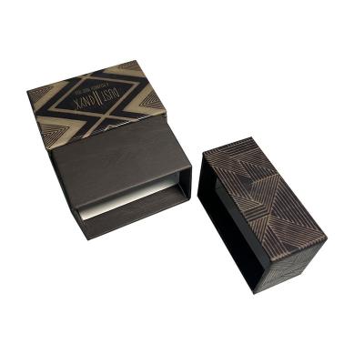 China Custom Paper Supplier Any Size Material Design Artwork Edge Printing Holographic Playing Cards Pack Own Logo Paper Cards for sale