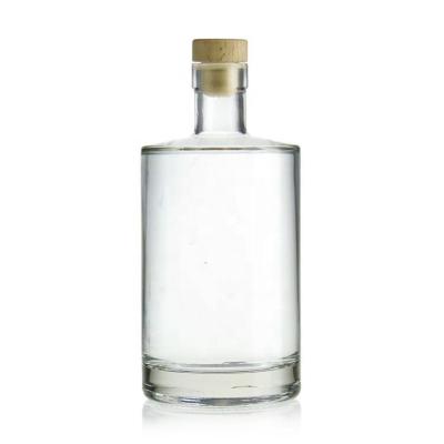 China Eco - Friendly Round Shape Super White Clear Glass Bottles For Liquor 750ml for sale