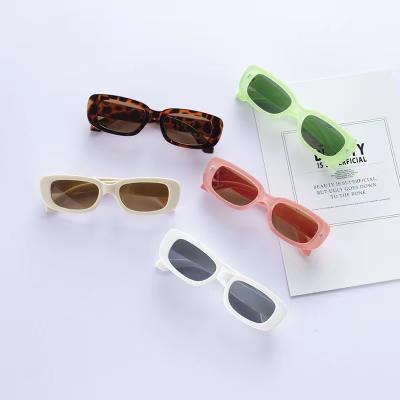 China 2022 latest fashion children's small frame plastic sunglasses fashion sunglasses for sale