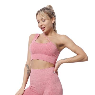 China New Breathable Yoga Clothing Set Camisole Sports Fitness Single Shoulder Strap Bra Shorts Set Workout Clothes for sale