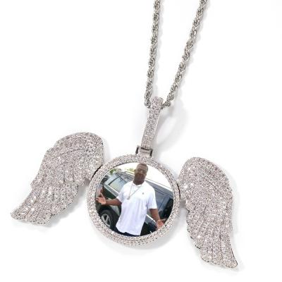 China Fashion DIY Couples Romantic Waterproof Memorial Iced Out Large Silver Diamond Angel Wings Photo Frame Necklace for sale