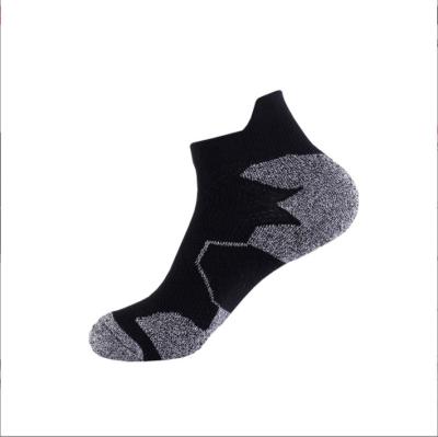 China QUICK DRY Men's Basketball Socks Outdoor Shallow Boat Socks Quick Dry Running Short Fitness Tube Socks for sale