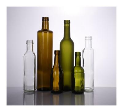 China Various Good Quality 500ml Personal Care Manufactures Glass Bottles For Wine for sale