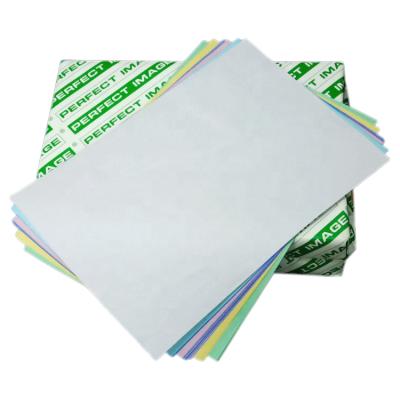 China Automatic NCR Self Copy Sheets Carbonless Paper Rolls Carbonless Paper for sale