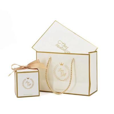 China White Square Gift Bag Box Wedding Hand Gift Box Birthday LOGO Recyclable Candy Sweet One Paper Bag for sale