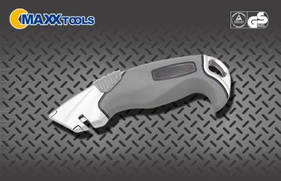 China Plastic Box Cutter Utility Knife Cutter 5 Pcs Of Spare SK5 Blade for sale