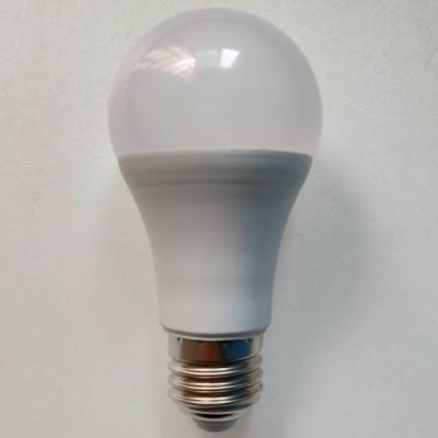 China El bulbo 7W 9W 12W E27 6000K del LED llevó la bombilla para la iluminación casera en venta