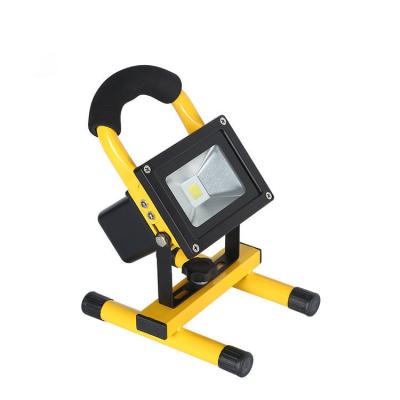 China 50W Portable Flood Light With Socket and Switch, Outside Work Lights With Stand For Workshop ,Construction Site for sale