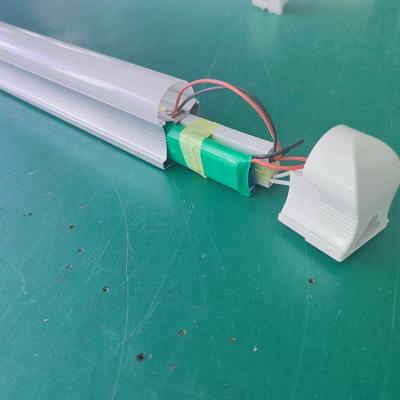 China Non-Isolated Driver LED Emergency Tube Light with  2 Hour Emergency Lighting 3000-6000K 140lm/w à venda