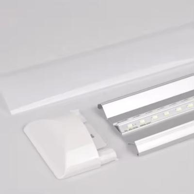 China LED Ceiling Slim Batten Light Aluminum Body and PC Cover Dimmable 120 Degree Beam Angle for sale