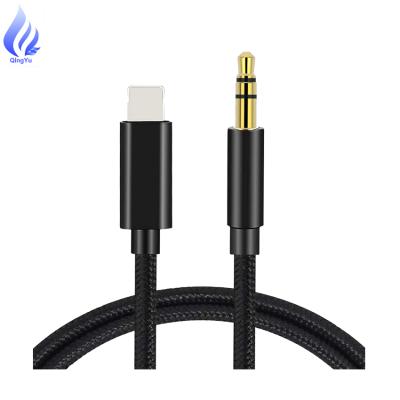 China High quality car nylon braid for lightning to AUX cable. 3.5mm Earphone Jack Audio Aux Splitter Earphones For iphone IOS 14 for sale