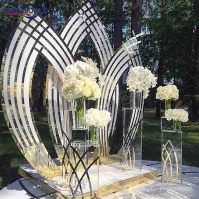 China Wedding Acrylic Backdrop Luxury Vintage Gold Wedding Events Decorations Luxury Bride and Groom Furniture for sale