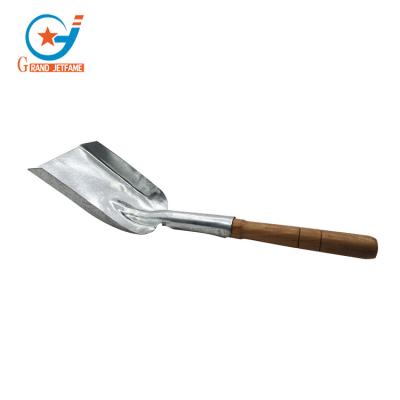 China Garden Shovel Outdoor Garden Tool Shovel With Carbon Steel Head And Wooden Handle for sale