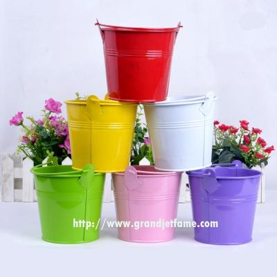 China No Color Fading In Outdoor Requirements Wedding Gifts For Guests Metal Candle Holder for sale