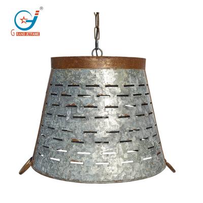 China Australian Galvanized Hanging Bucket Metal For Light Use Home Decor for sale