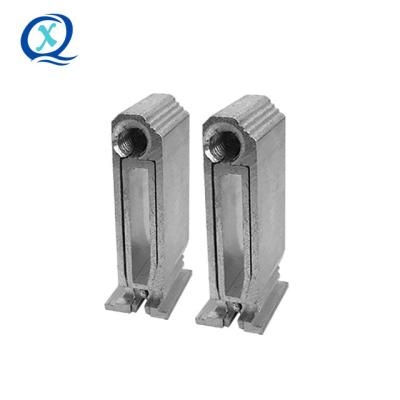 China Middle Column Connector Aluminium Hardware For Modern Windows And Doors for sale