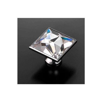 China Modern Modern Design Diamond Crystal Knobs Decorative Accessories for sale