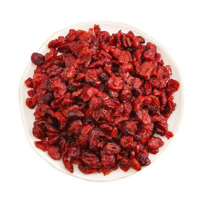 China Dried Cranberry Large Quality Dried Bulk Dried Cranberries Wholesale 1/2 1/4 Dried Fruit Dried Sweet Cranberries for sale