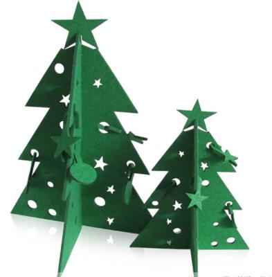 China Festival Home Decoration 2023 Hot New DIY Felt Tree With Lights Children Kids Xmas New Year Gift Home Office Table Decor Mini Christmas Desk Tree Decor for sale