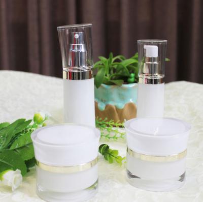 China Luxury 20g White PET Airless Pump Travel Cream Jars With Lid for sale