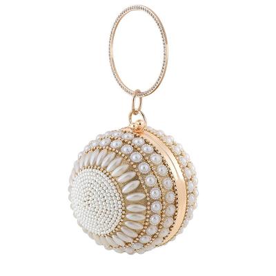 China Diamond Ladies Crystal Pearl Beaded Ball Shaped Women Dinner Purse Evening Grabs Pearl Around Crystal Purse Bag for sale