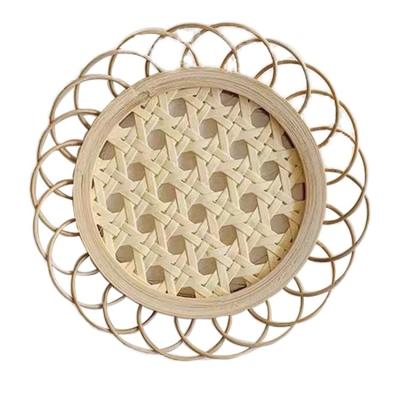 China 2021 Unique Round Handwoven Non-slip Tray Coffee Tea Coasters Sushi Cake Dessert Dish Tray for sale