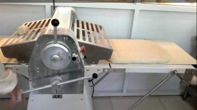 China Stainless Steel Flaky Pastry Machine , Dough  Sheeter Machine for Bread Production Line for sale