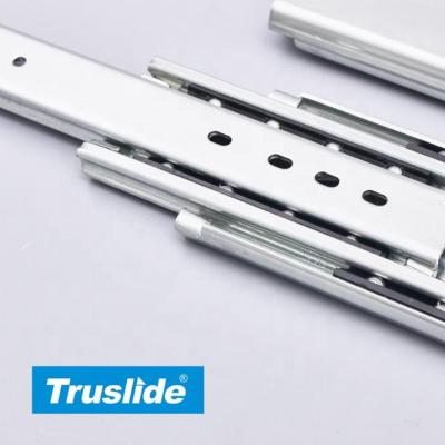 China Substitute for Accuride C7957 TH2071PT 71mm Long Full Extension Heavy Duty Drawer Slides Soft Narrow Heavy Duty Drawer Slide for sale