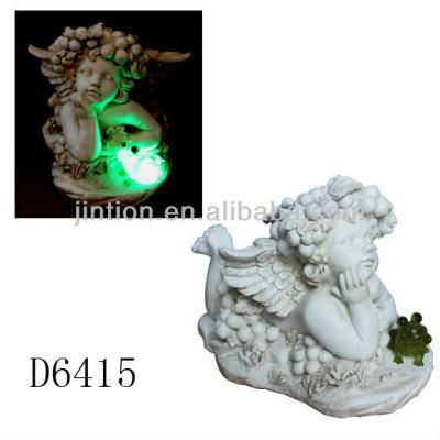 China Polyresin LED Solar Powered Angel With Frog Statue Solar Powered LED Angel D6415 for sale