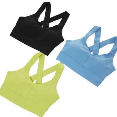 China Breathable Cost Savings Beauty Back Cross Straps Gym Bra Yoga Top Women Sports Bra for sale