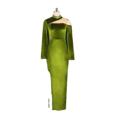 China New Design Washable Emerald Green Side Slit Velvet Plus Size Long Bodycon Party Evening Dress for sale